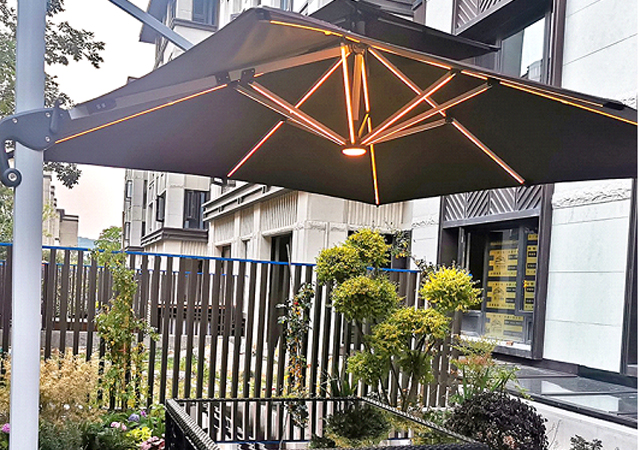 太阳能罗马伞遮阳伞